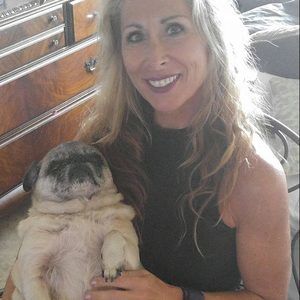 Meet your Posher, Alie